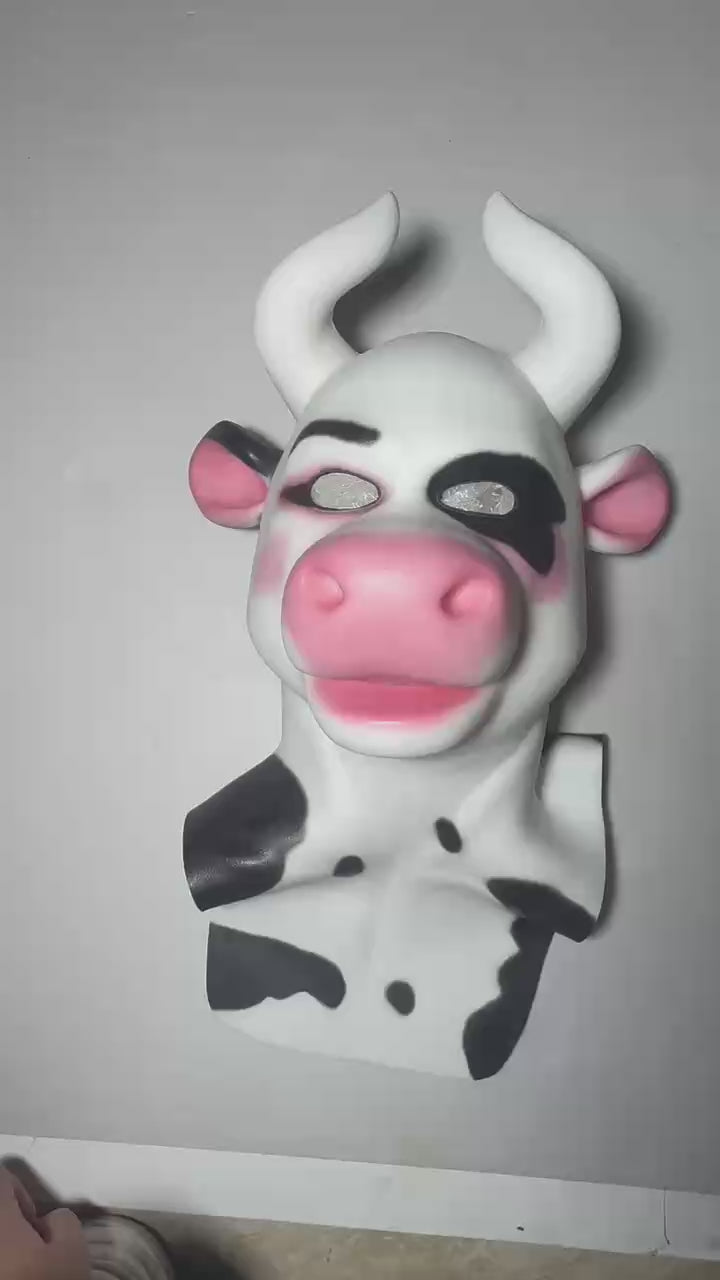 Free Shipping丨Silicone Dairy Cow Mask